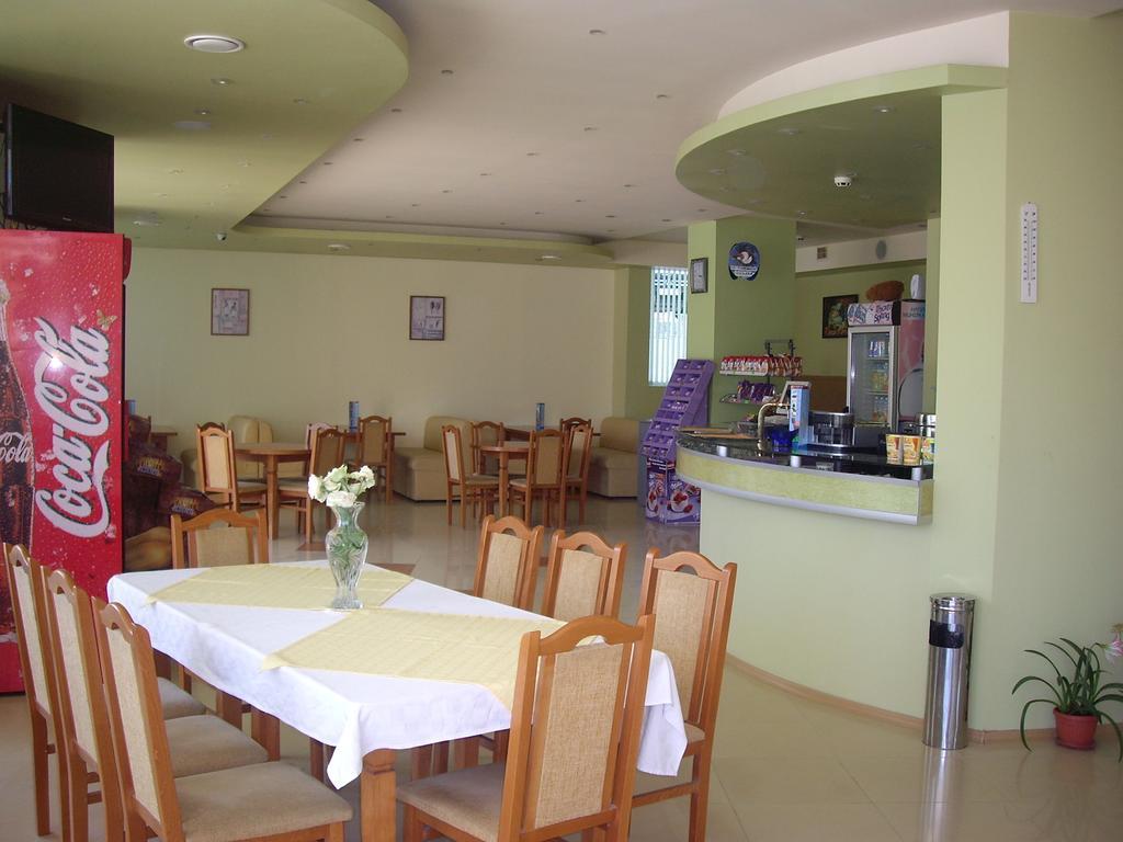 Hotel Eden Sveti Vlas Dış mekan fotoğraf
