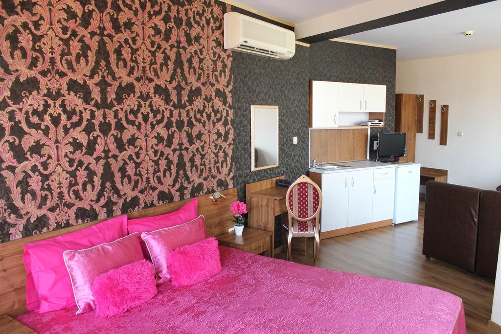 Hotel Eden Sveti Vlas Dış mekan fotoğraf