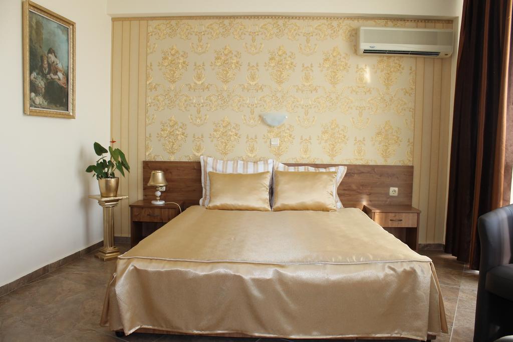 Hotel Eden Sveti Vlas Dış mekan fotoğraf