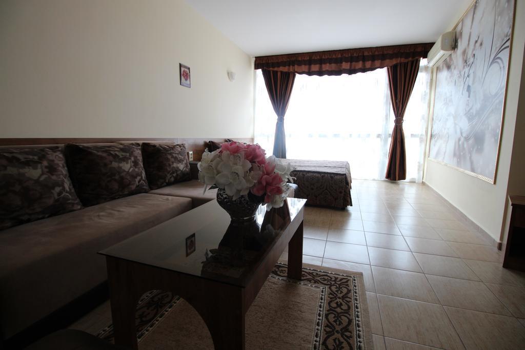Hotel Eden Sveti Vlas Dış mekan fotoğraf