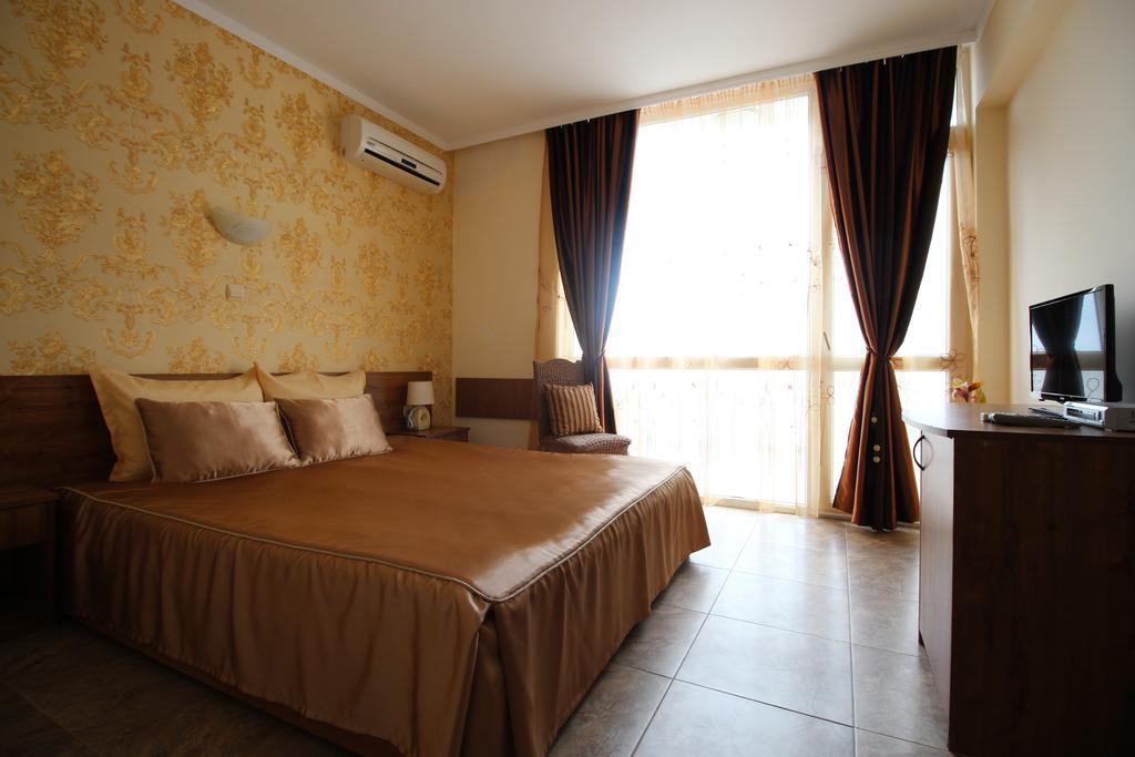 Hotel Eden Sveti Vlas Dış mekan fotoğraf