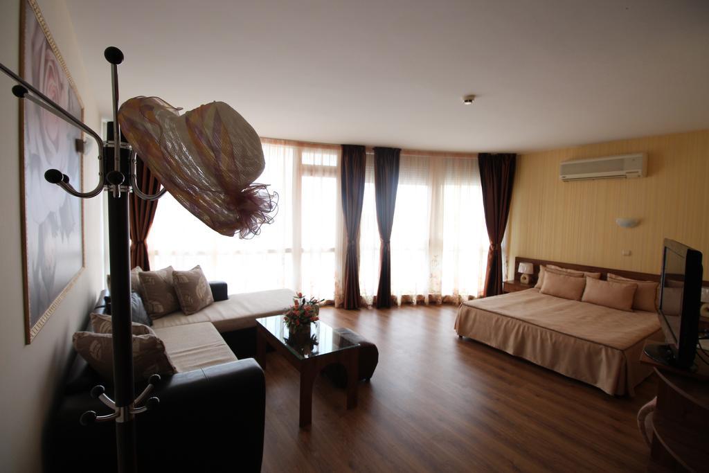 Hotel Eden Sveti Vlas Dış mekan fotoğraf
